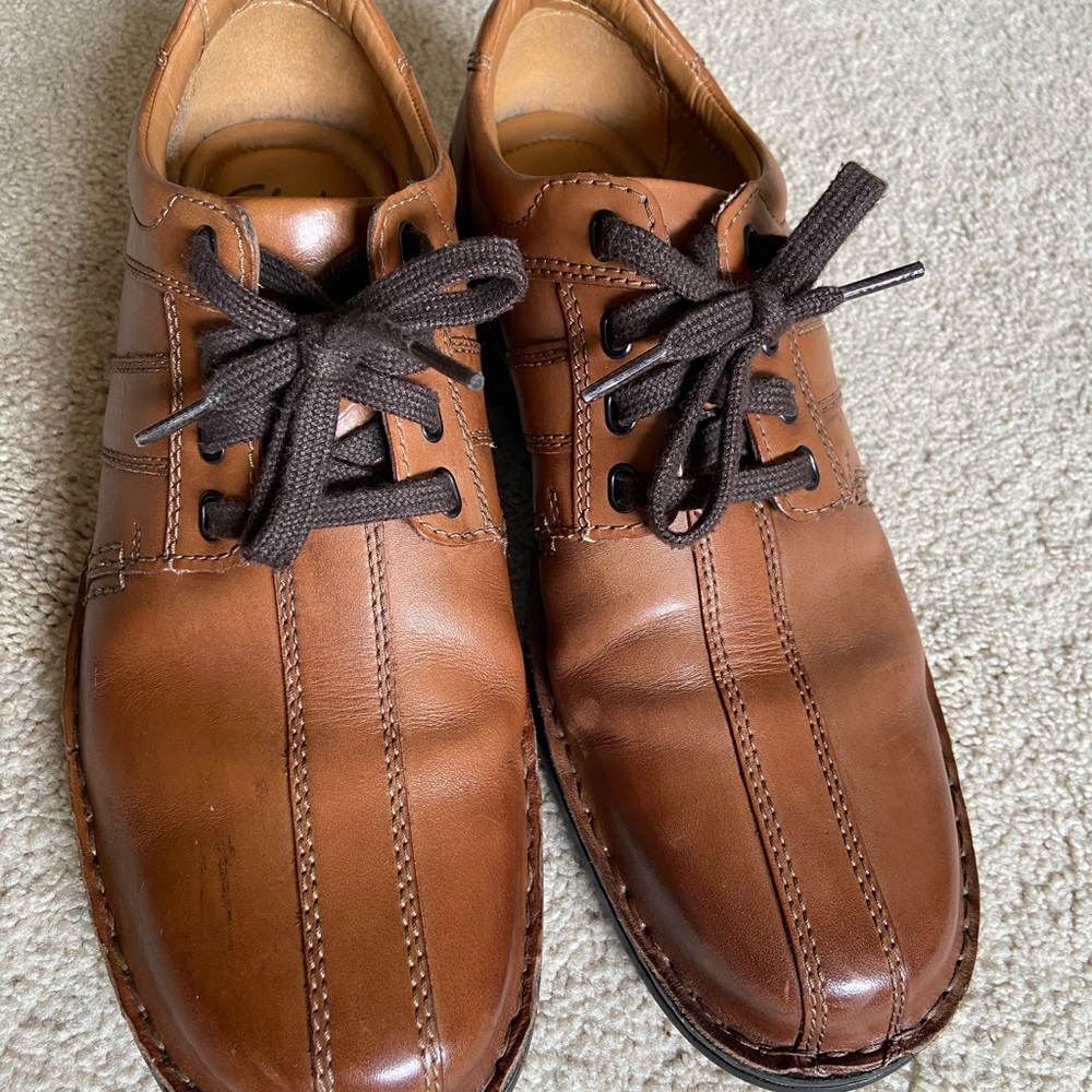 Clark men shoes, brown, size 9, pre-loved, great condition.